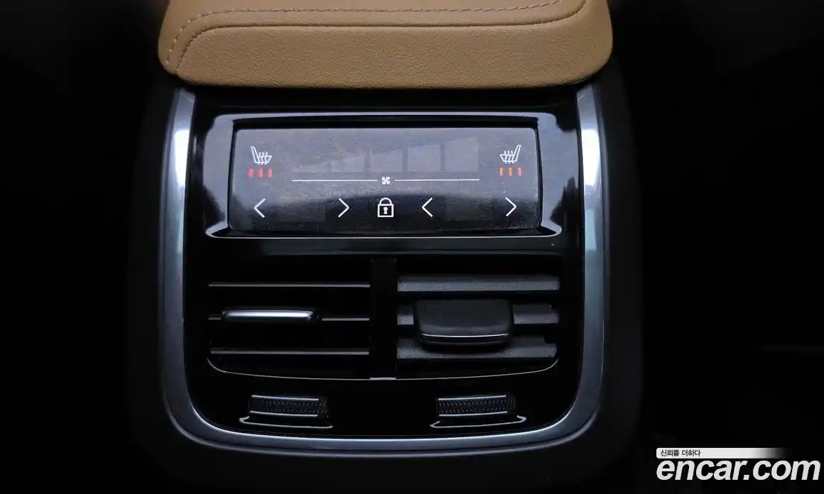 Volvo XC60 2023 2.0 гидро в Москве № 2057874, фото 16