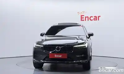 Volvo XC60 2023 2.0 гидро в Москве № 2057874, миниатюра 3