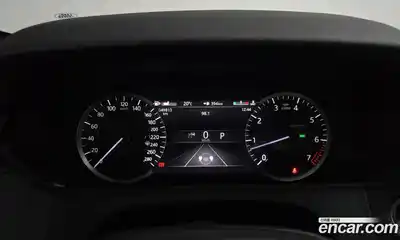 Land Rover Range-Rover Velar 2023 2.0 гидро в Москве № 2058787, миниатюра 10