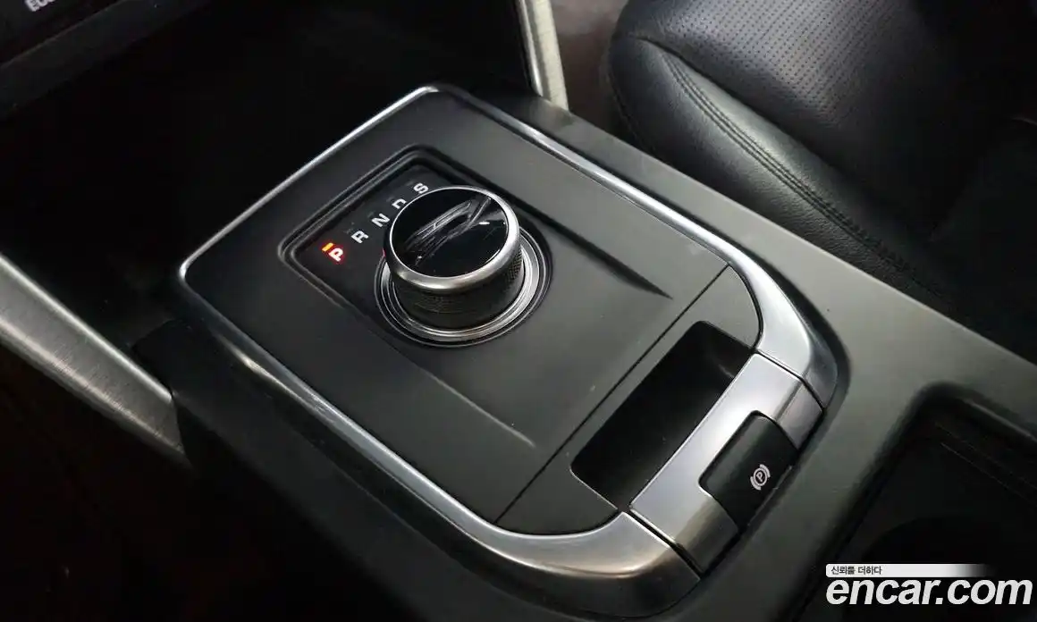 Land Rover Discovery Sport 2018 2.0 гидро в Москве № 2058806, фото 12