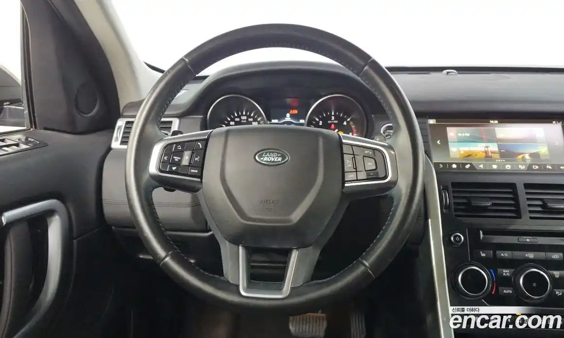 Land Rover Discovery Sport 2018 2.0 гидро в Москве № 2058806, фото 19