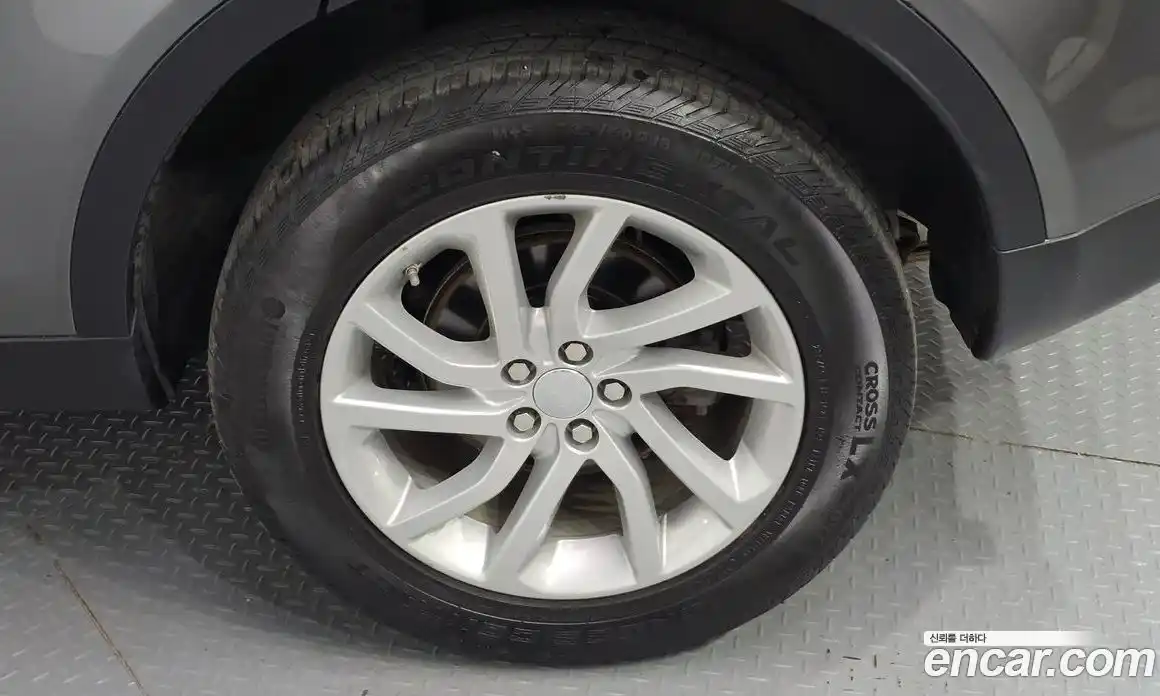 Land Rover Discovery Sport 2018 2.0 гидро в Москве № 2058806, фото 7