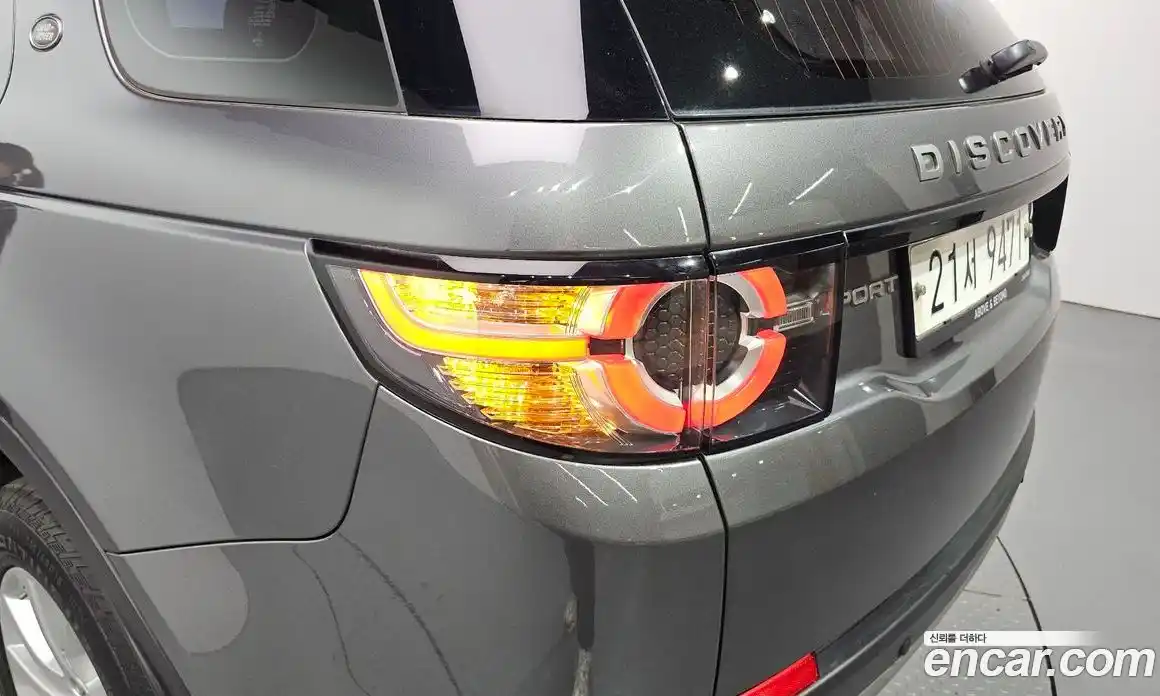 Land Rover Discovery Sport 2018 2.0 гидро в Москве № 2058806, фото 9