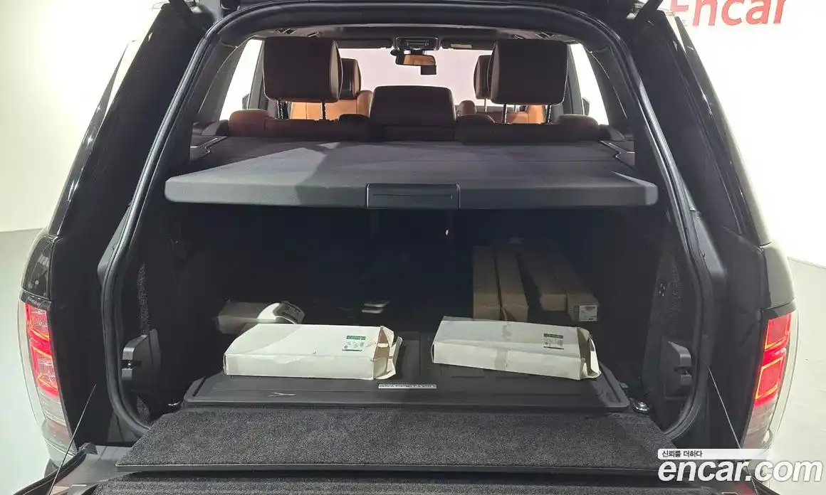 Land Rover Range-Rover 2015 4.4 гидро в Москве № 2058865, фото 20