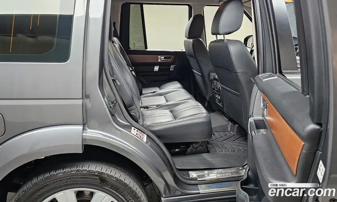 Land Rover Discovery 2015 3.0 гидро в Москве № 2059063, фото 12
