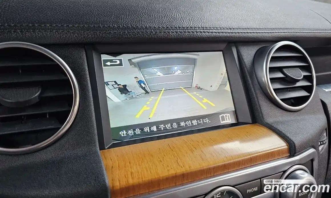 Land Rover Discovery 2015 3.0 гидро в Москве № 2059063, фото 16