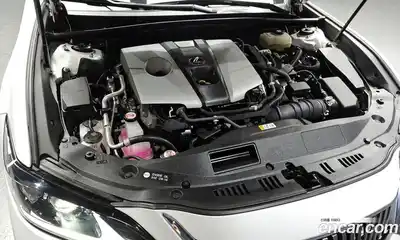 Lexus ES 2021 2.5 гидро в Москве № 2060115, миниатюра 6