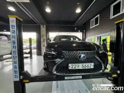 Lexus ES, 2018