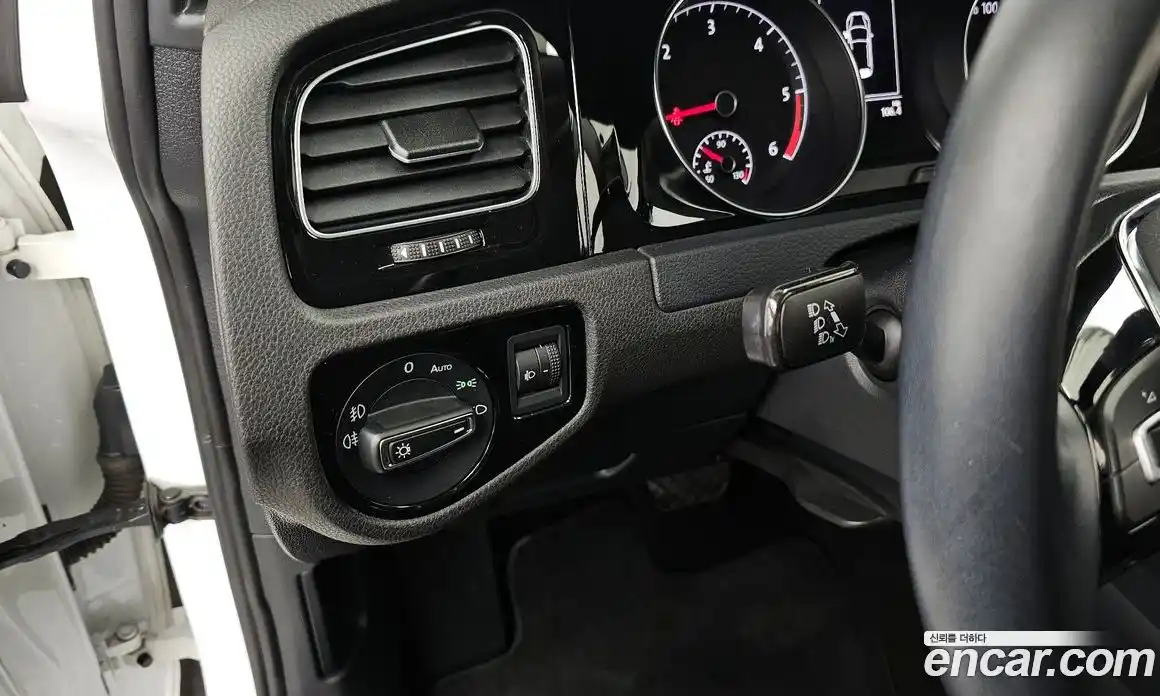 Volkswagen Golf 2014 1.6 гидро в Москве № 2060264, фото 30