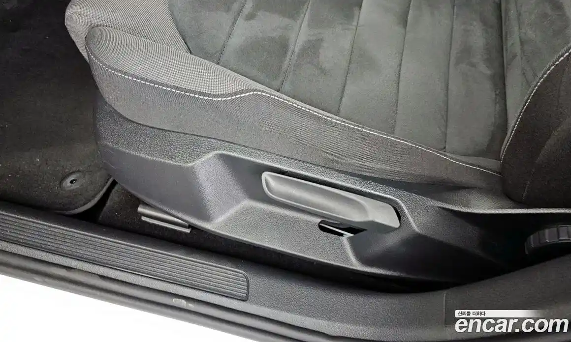 Volkswagen Golf 2014 1.6 гидро в Москве № 2060264, фото 32