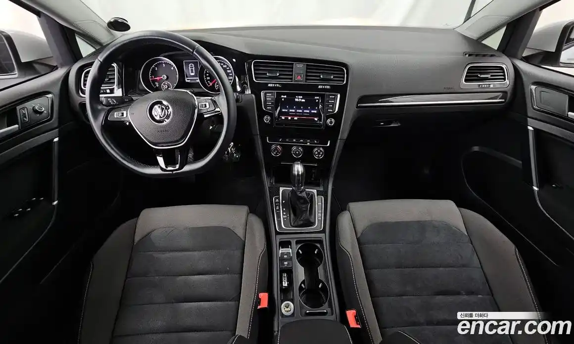 Volkswagen Golf 2014 1.6 гидро в Москве № 2060264, фото 9