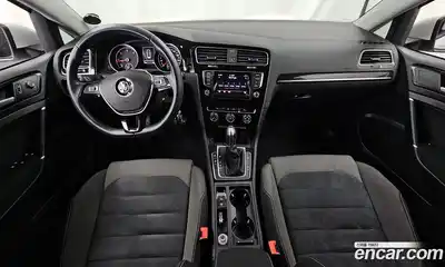 Volkswagen Golf 2014 1.6 гидро в Москве № 2060264, миниатюра 9