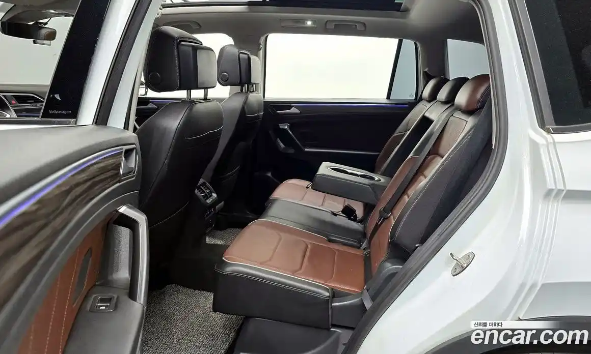 Volkswagen Tiguan 2023 2.0 гидро в Москве № 2060357, фото 16