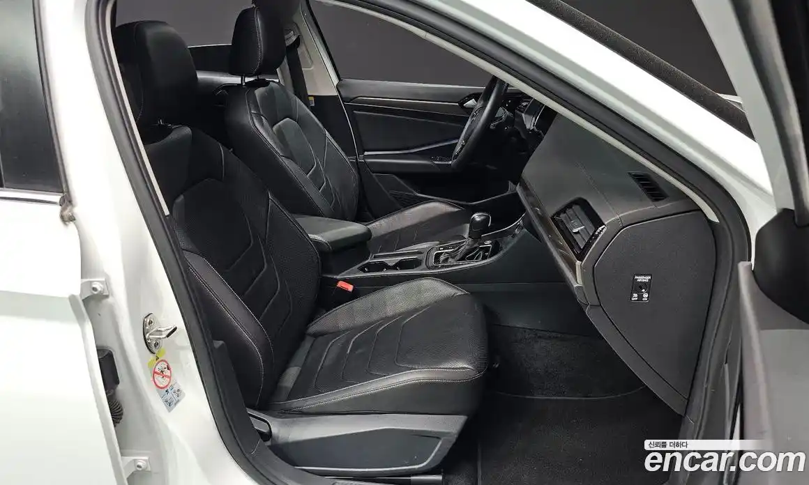 Volkswagen Jetta 2021 1.4 гидро в Москве № 2060365, фото 18