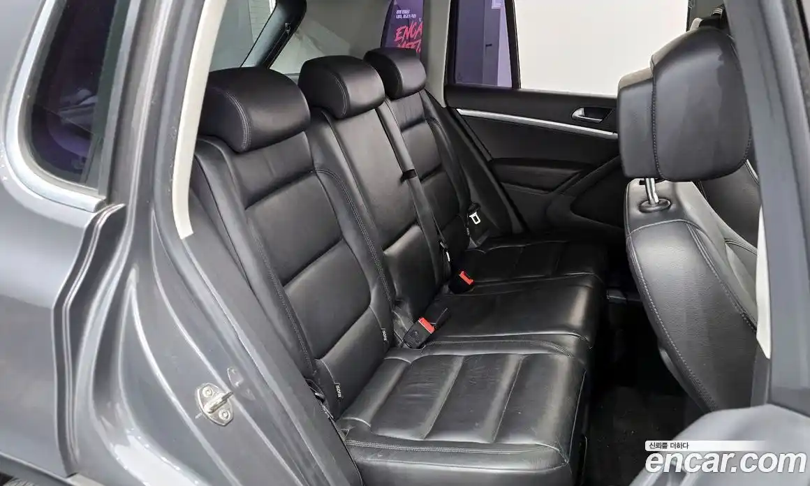 Volkswagen Tiguan 2014 2.0 гидро в Москве № 2060799, фото 11