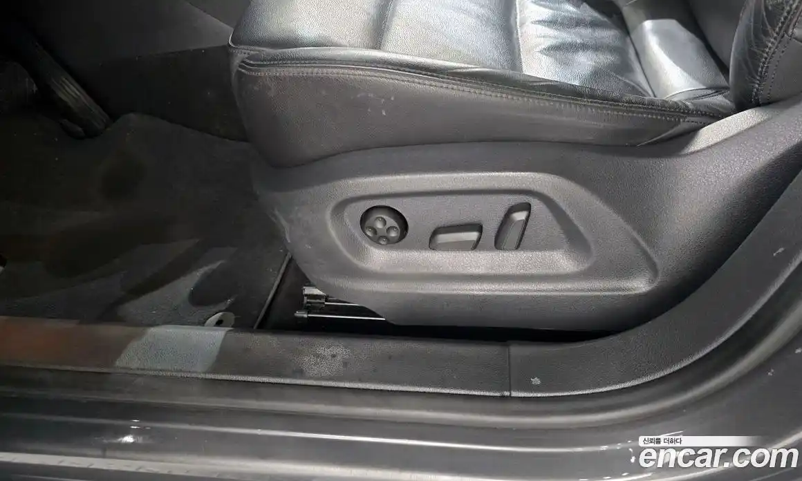 Volkswagen Tiguan 2014 2.0 гидро в Москве № 2060799, фото 19