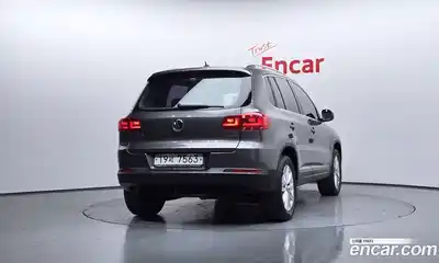 Volkswagen Tiguan 2014 2.0 гидро в Москве № 2060799, миниатюра 4