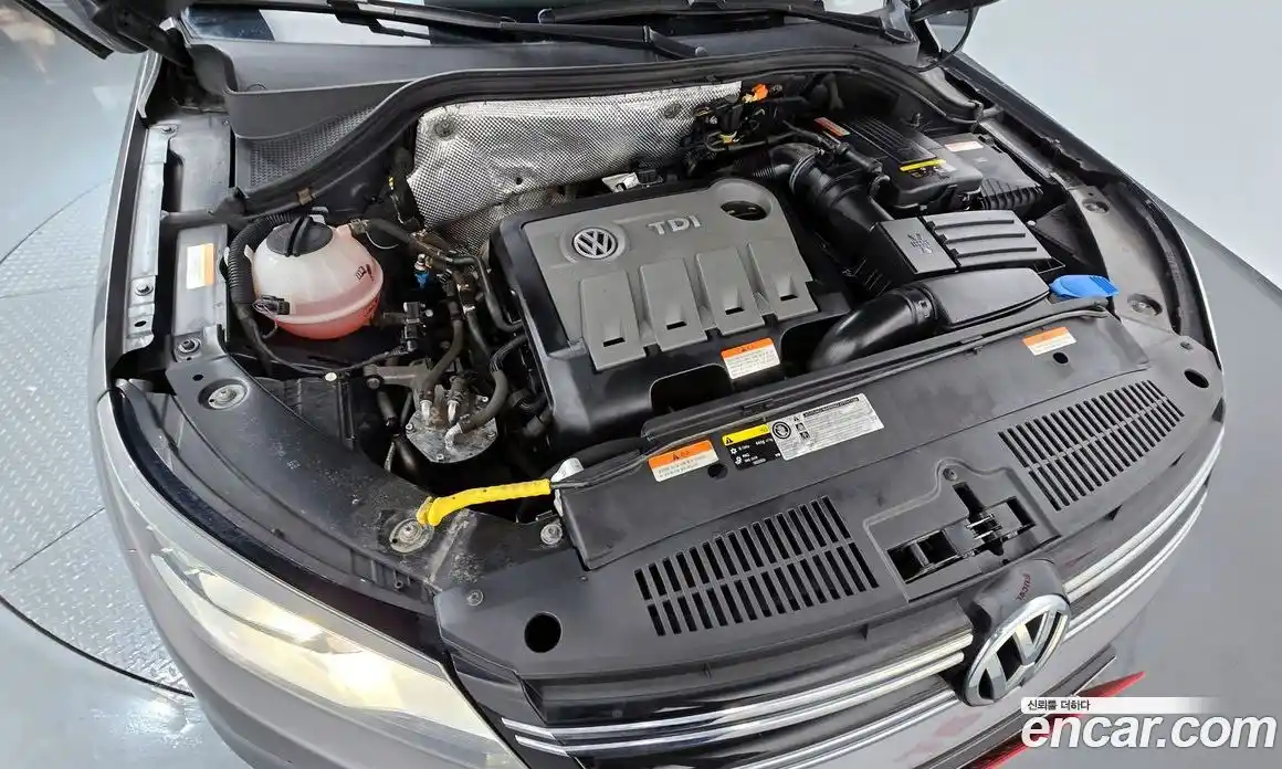 Volkswagen Tiguan 2014 2.0 гидро в Москве № 2060799, фото 6
