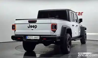 Jeep Gladiator 2023 3.6 гидро в Москве № 2061334, миниатюра 2