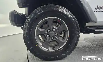 Jeep Gladiator 2023 3.6 гидро в Москве № 2061334, миниатюра 5