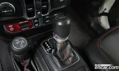 Jeep Gladiator 2023 3.6 гидро в Москве № 2061334, миниатюра 9