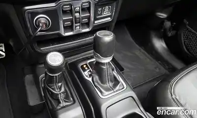 Jeep Wrangler 2022 2.0 гидро в Москве № 2061396, миниатюра 12