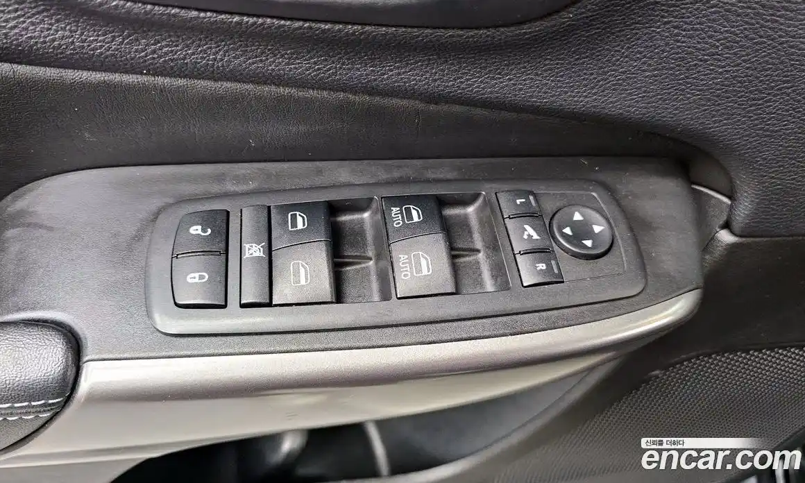 Jeep Cherokee 2019 2.4 гидро в Москве № 2061424, фото 27