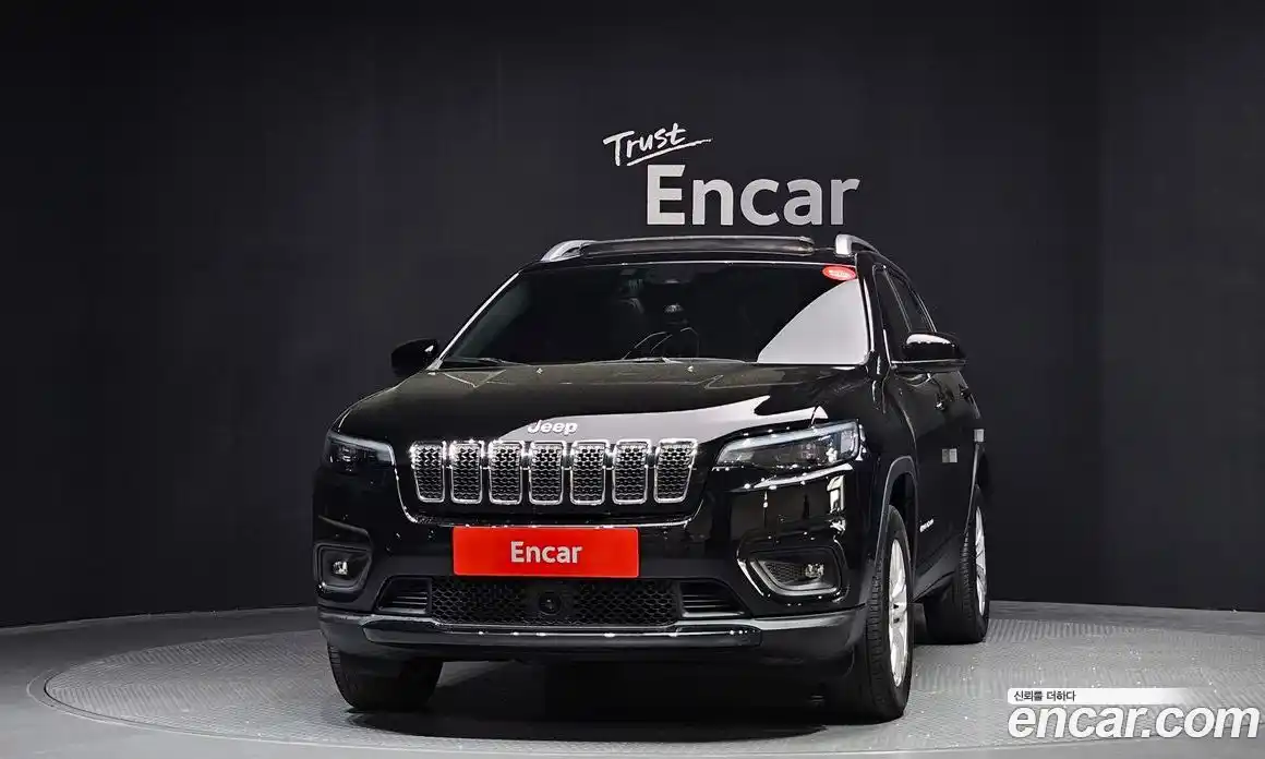 Jeep Cherokee 2019 2.4 гидро в Москве № 2061424, фото 3