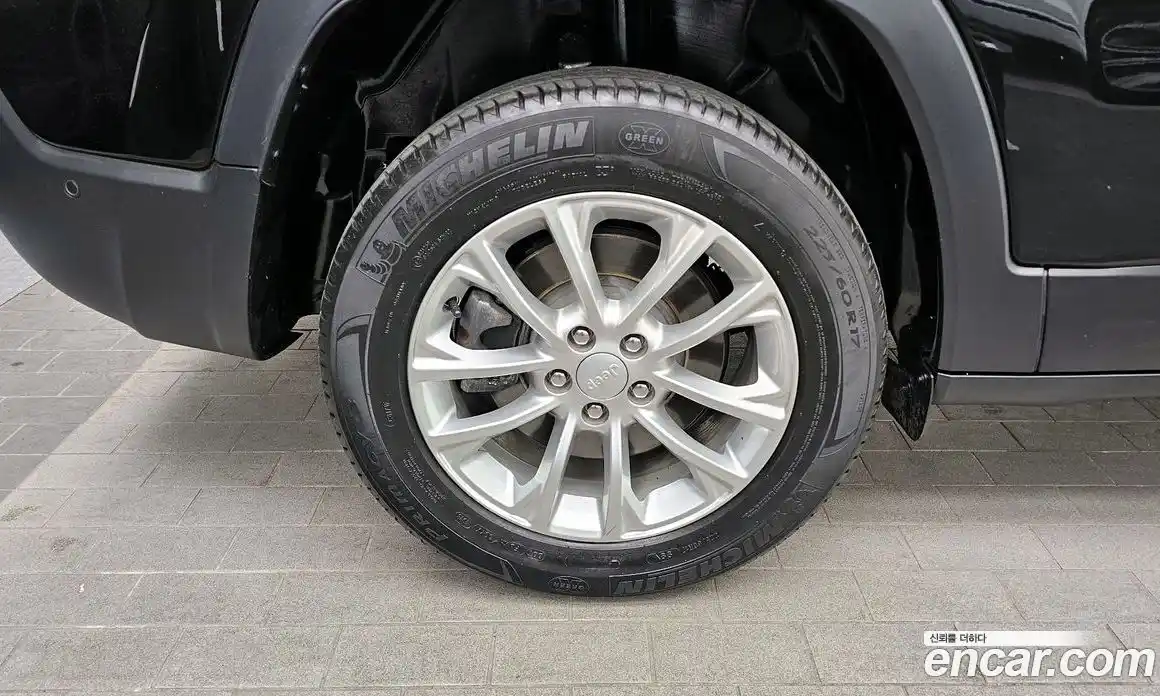 Jeep Cherokee 2019 2.4 гидро в Москве № 2061424, фото 5
