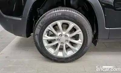 Jeep Cherokee 2019 2.4 гидро в Москве № 2061424, миниатюра 5