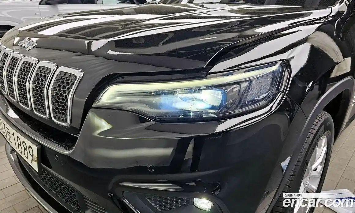 Jeep Cherokee 2019 2.4 гидро в Москве № 2061424, фото 8