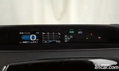 Toyota Prius 2018 1.8 гидро в Москве № 2062123, миниатюра 11