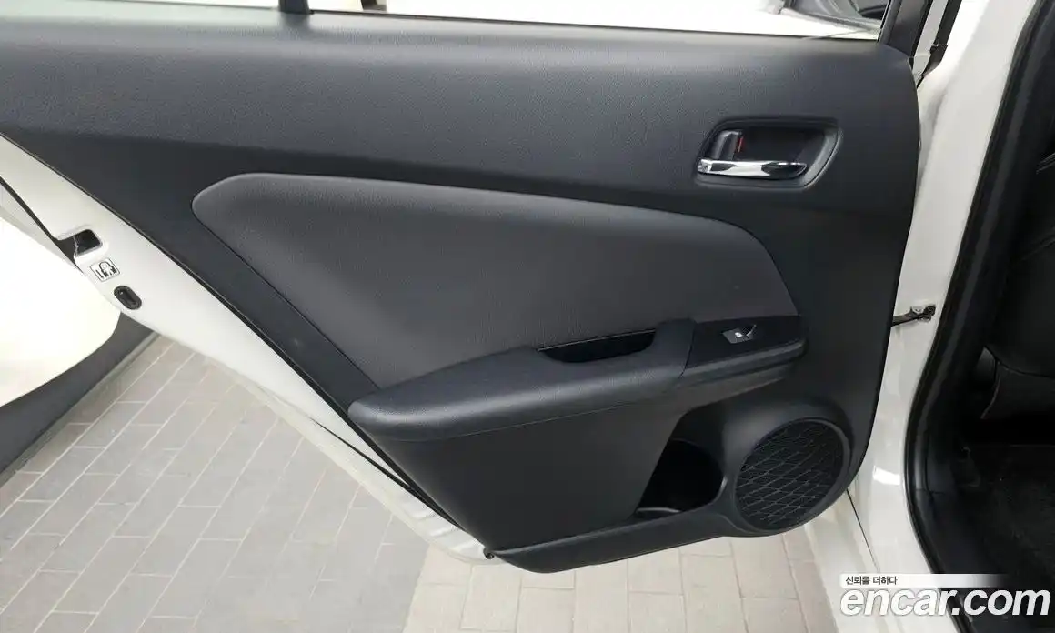 Toyota Prius 2018 1.8 гидро в Москве № 2062123, фото 15