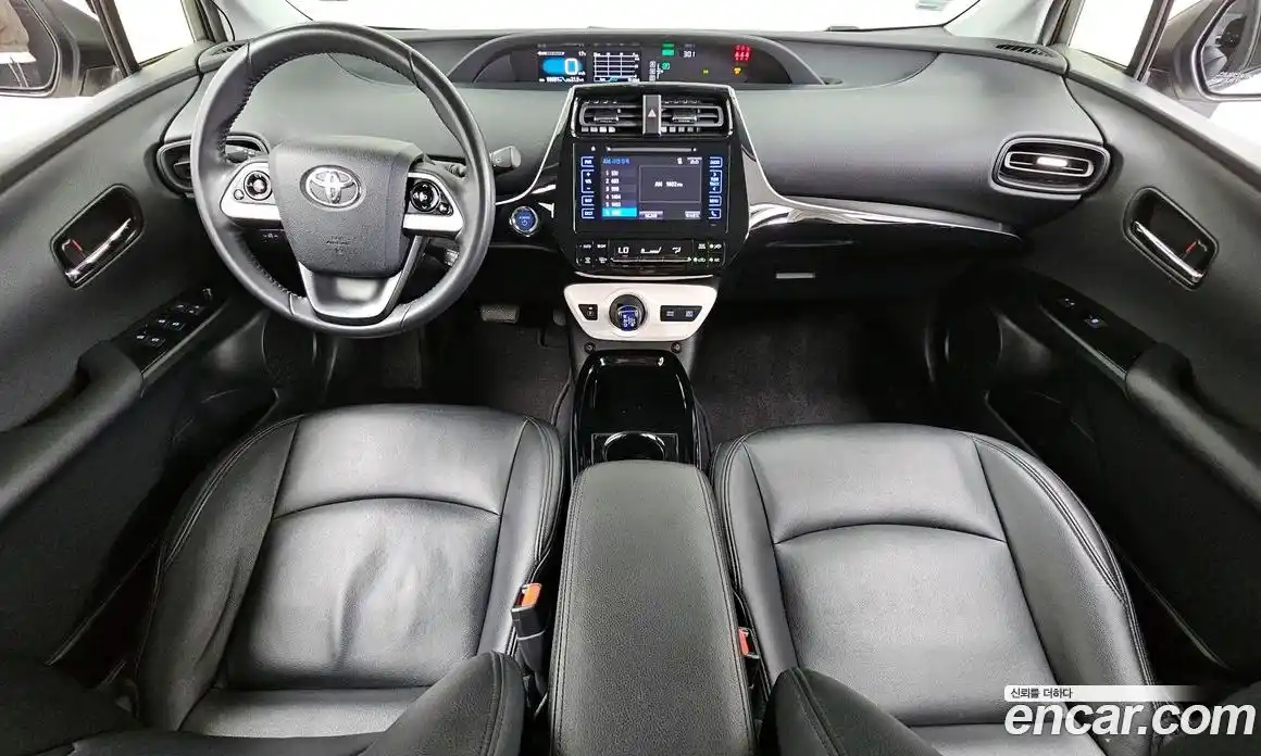 Toyota Prius 2018 1.8 гидро в Москве № 2062123, фото 10