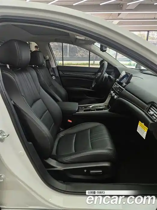 Honda Accord 2022 2.0 вариатор в Москве № 2062457, фото 6