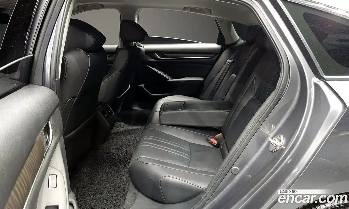 Honda Accord 2019 2.0 гидро в Москве № 2062547, фото 16