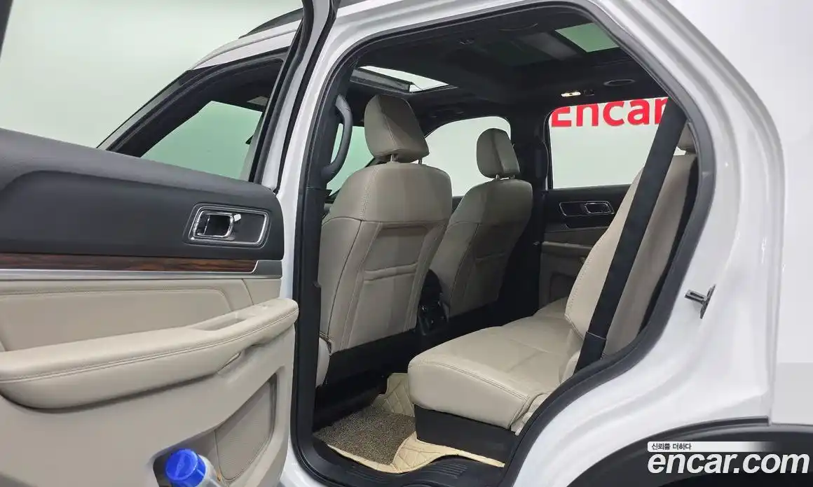 Ford Explorer 2018 2.3 гидро в Москве № 2063377, фото 18