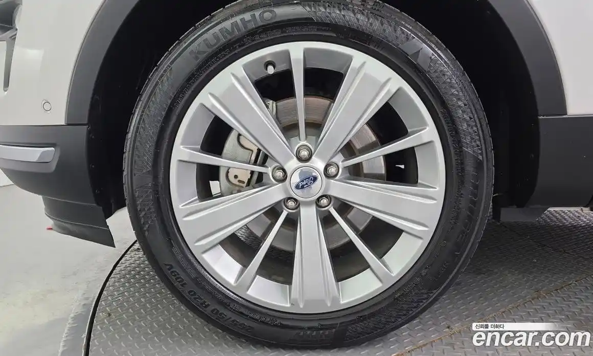Ford Explorer 2018 2.3 гидро в Москве № 2063377, фото 5