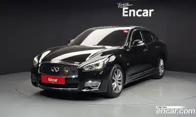 Infiniti Q70, 2017