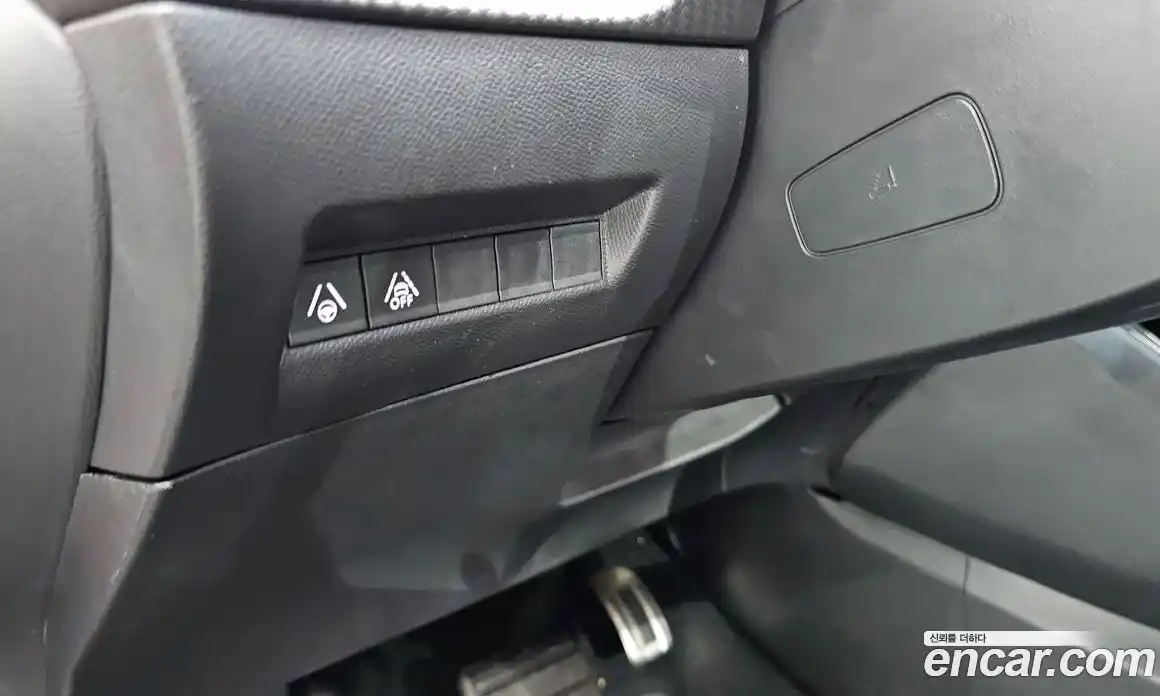 Peugeot 2008 2020 0.1 гидро в Москве, фото 23