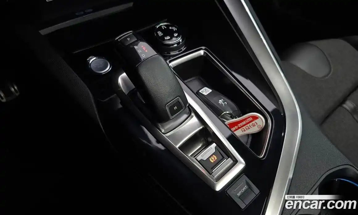 Peugeot 5008 2019 1.5 гидро в Москве, фото 11