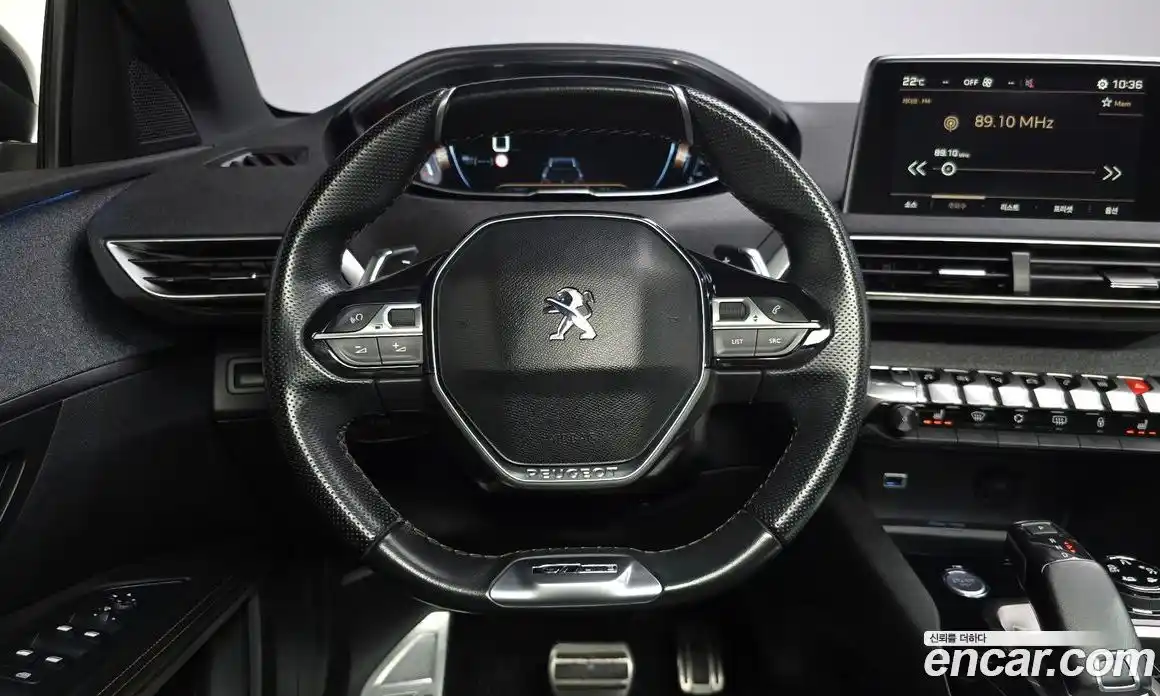 Peugeot 5008 2019 1.5 гидро в Москве, фото 18