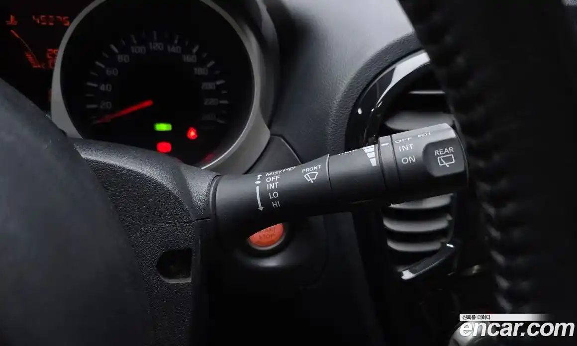 Nissan Juke 2015 1.6 гидро в Москве № 2065524, фото 16