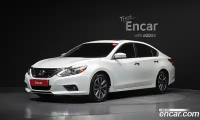 Nissan Altima 2.5 L33