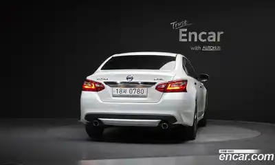 Nissan Altima 2016 2.5 гидро в Москве № 2065531, миниатюра 4
