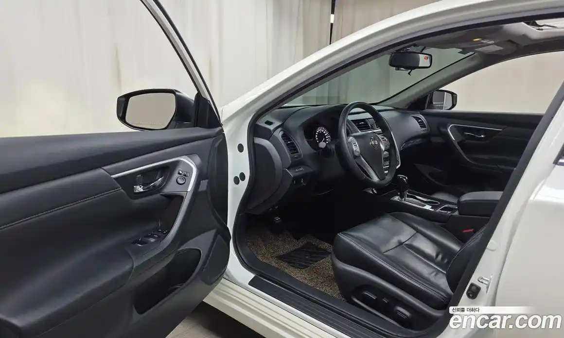 Nissan Altima 2016 2.5 гидро в Москве № 2065531, фото 10