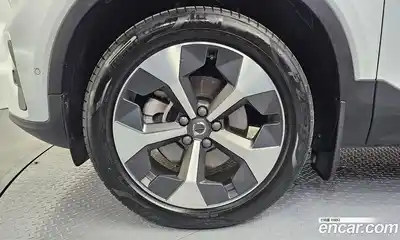 Volvo XC40 2023 2.0 гидро в Москве № 212837, миниатюра 5