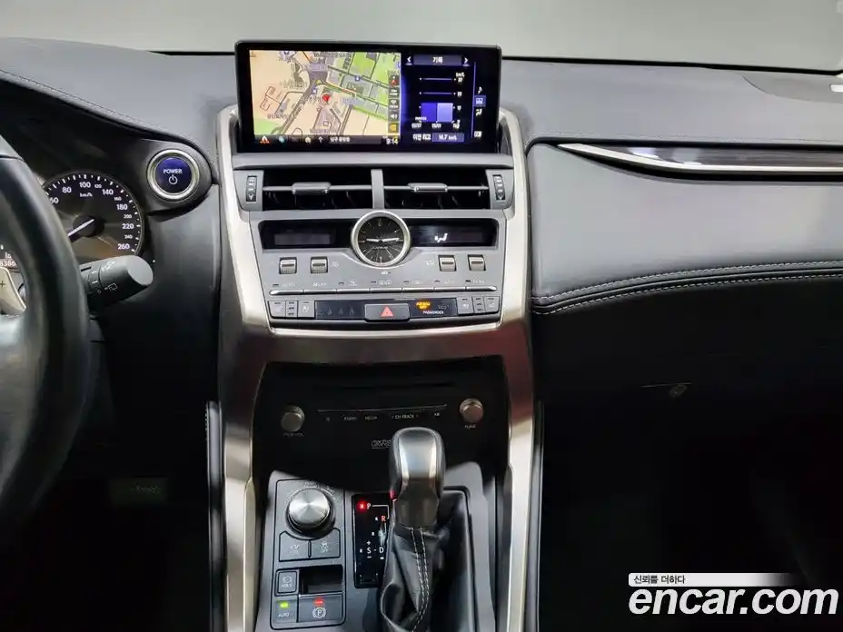 Lexus NX 2019 2.5 гидро в Москве № 214836, фото 9