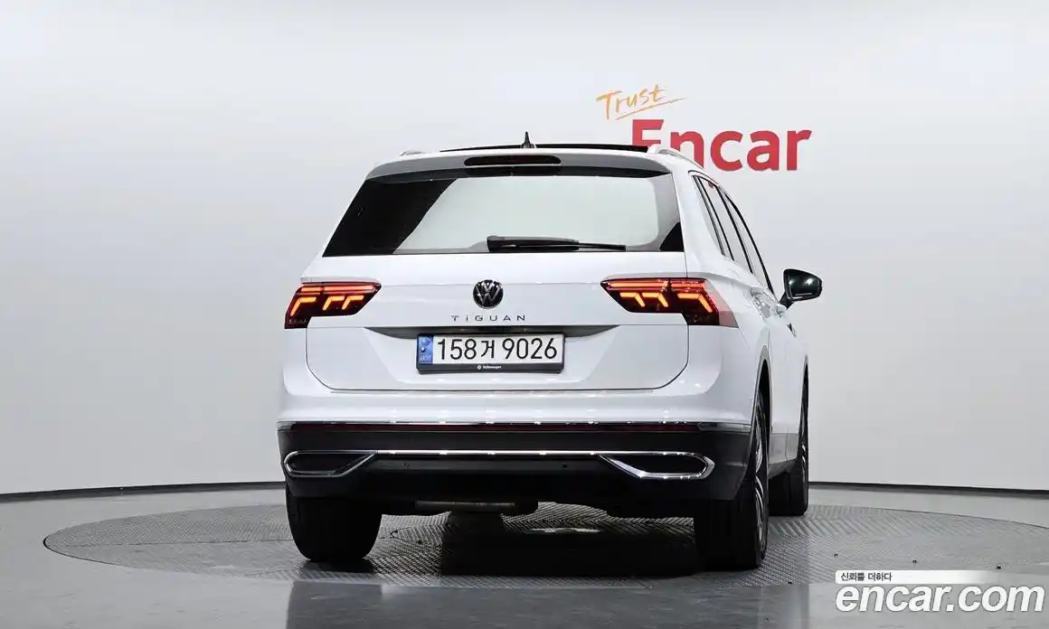 Volkswagen Tiguan 2022 2.0 гидро в Москве № 214978, фото 4