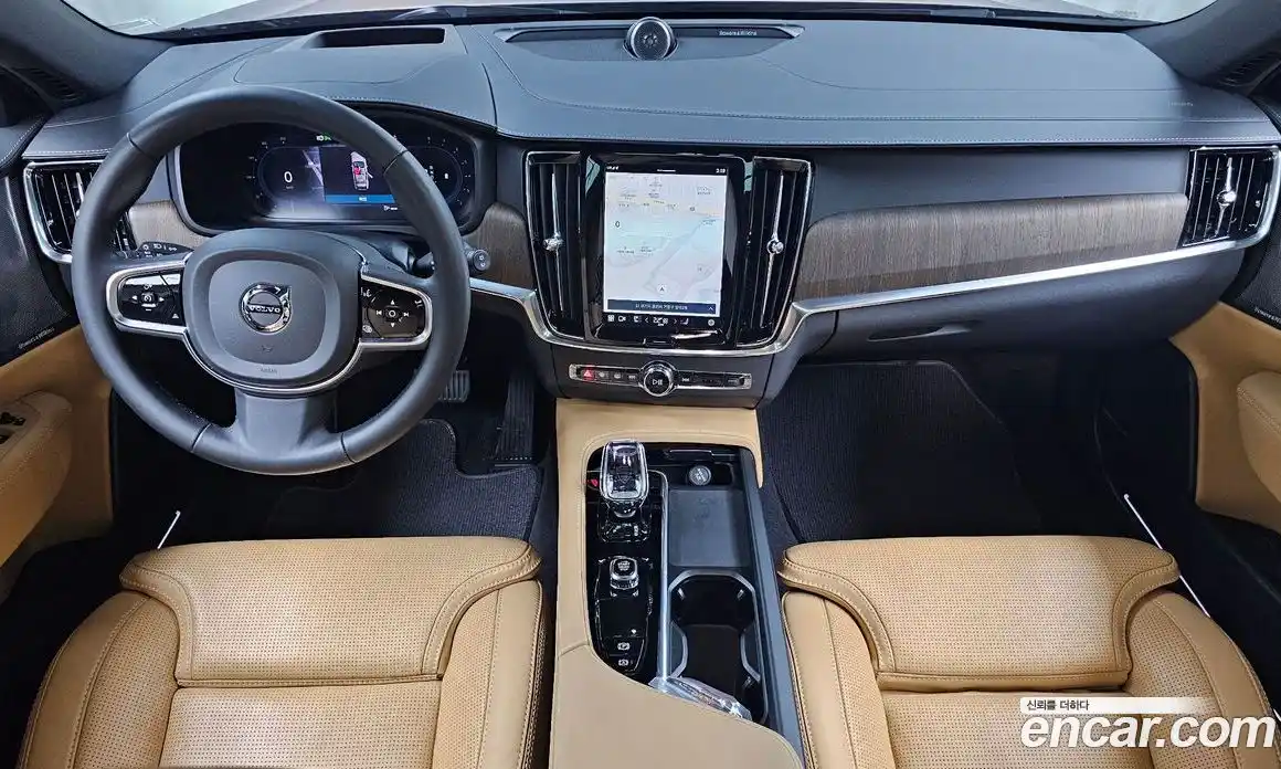 Volvo V90 2023 2.0 гидро в Москве № 230387, фото 7